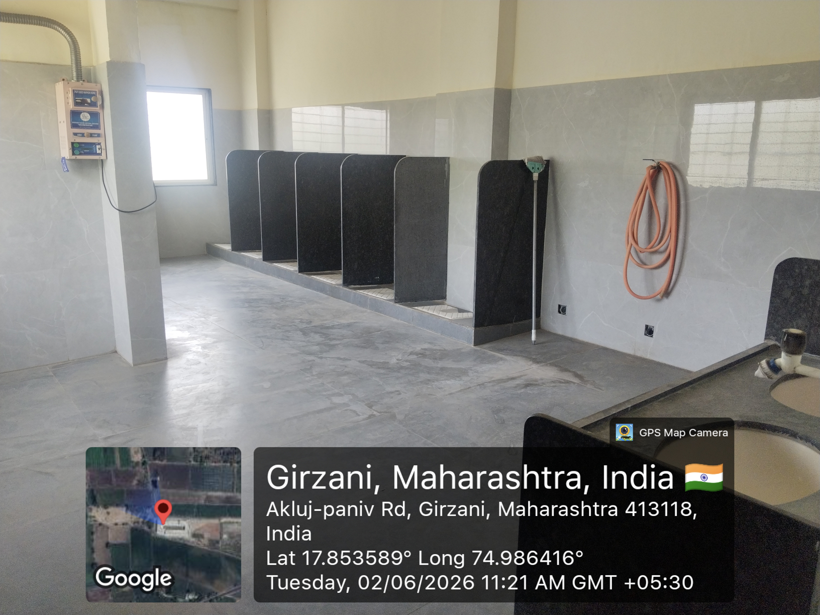Handwash station with soap dispensers